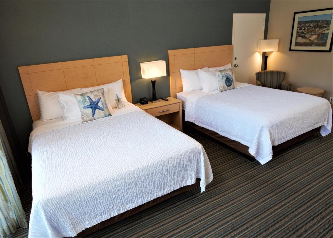 Hotel By The Sea, La Jolla